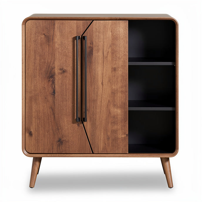 **Technische titel in het Nederlands: Modern houten dressoir met zwarte details en opbergmogelijkheden**